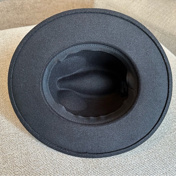 Wide Brim Hats - Black and Gray (Set of 2) - Picture 7 of 8